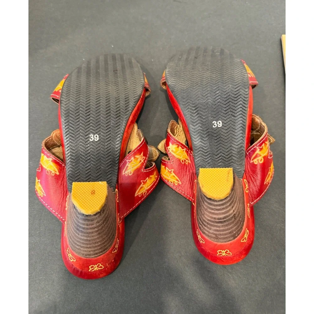 Spring Step Papaya Red Leather Slip On Hand‎ Painted Floral Low Heel Sandals 8.5
